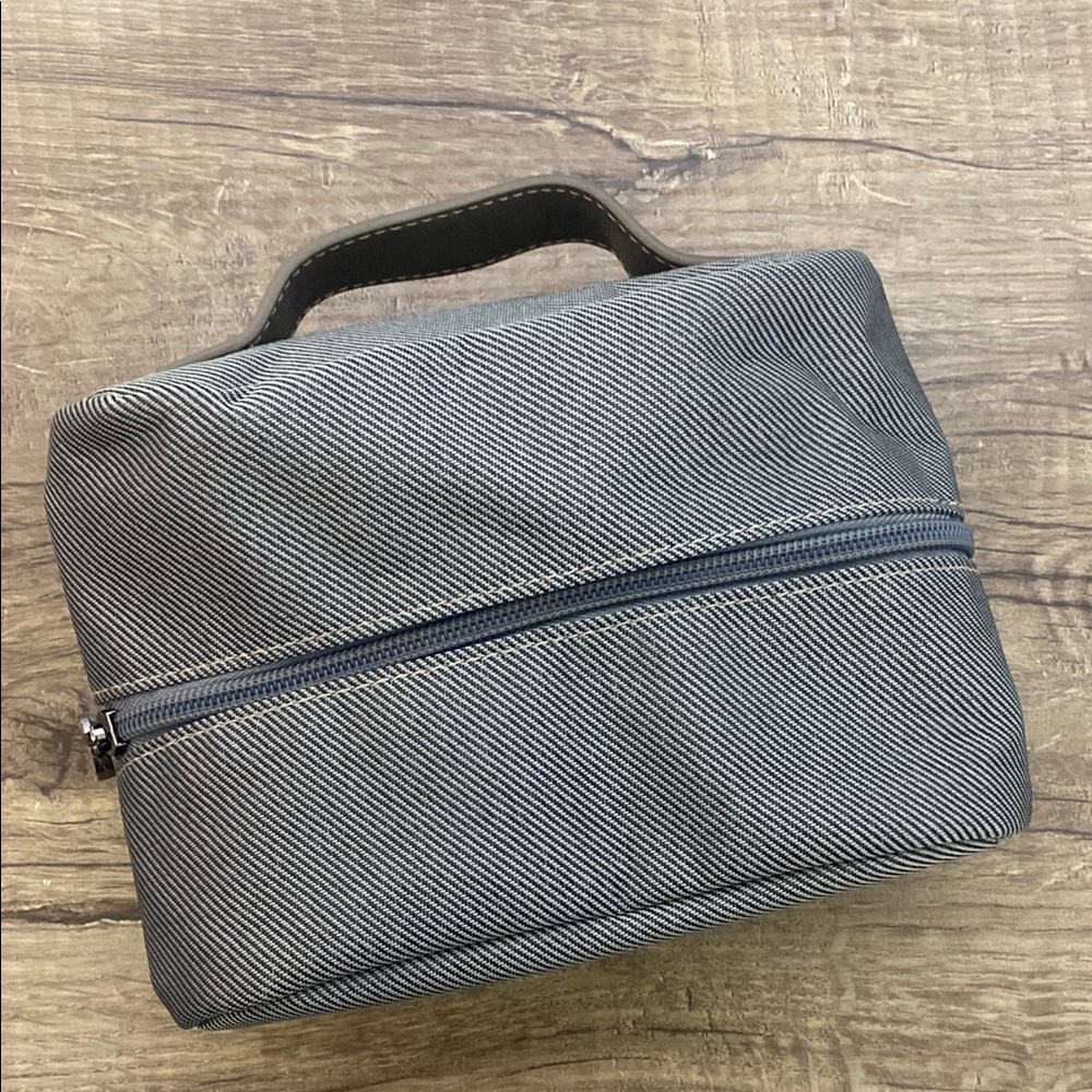 Bulgary Gray Toiletry Bag Practical Design